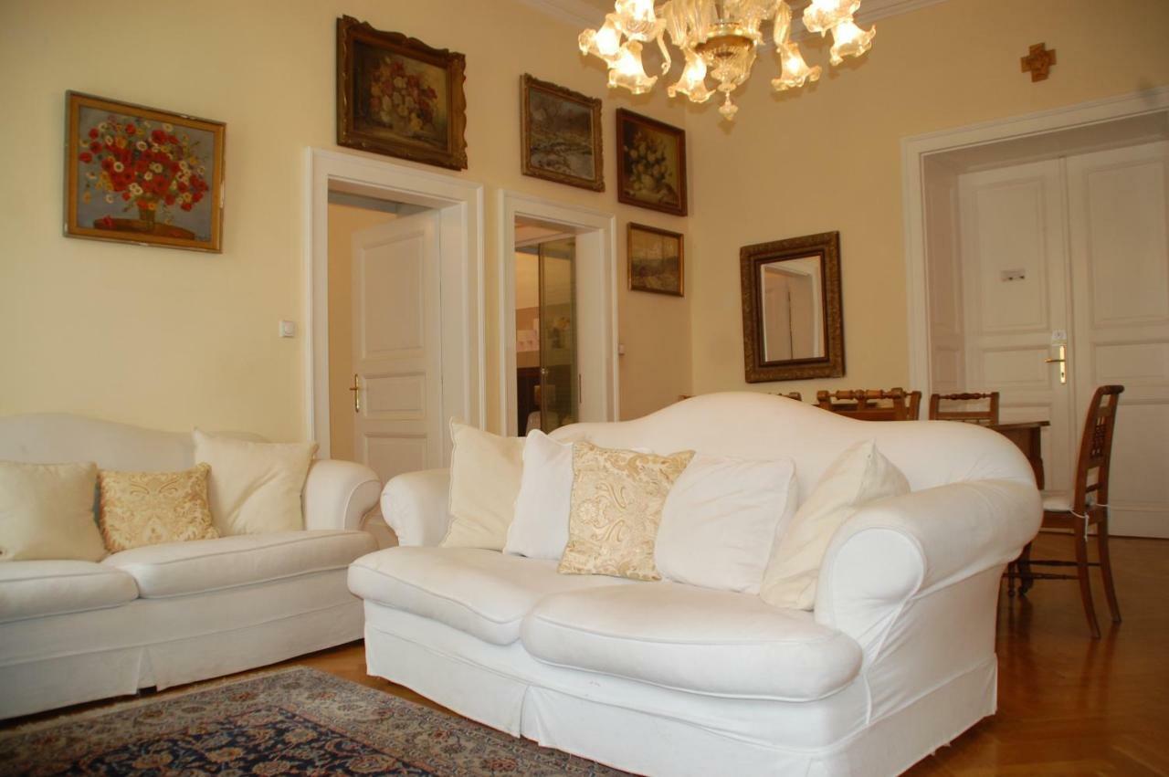 Melantrichova Apartment Prague Exterior photo
